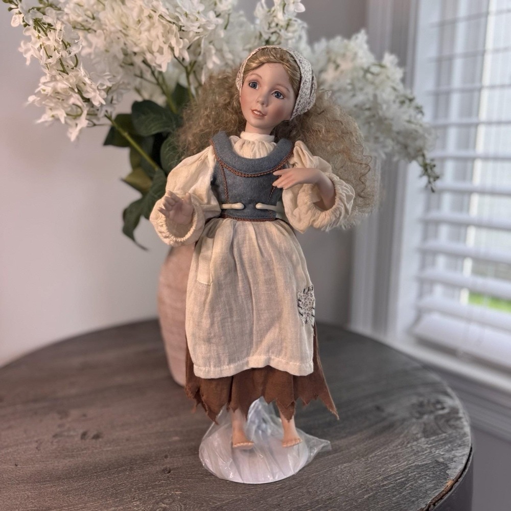 Dianna Effner Cinderella Porcelain Doll Vintage Knowles 15" Storybook Heirloom